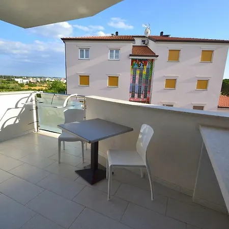 Moderna Novigrad (Istria)